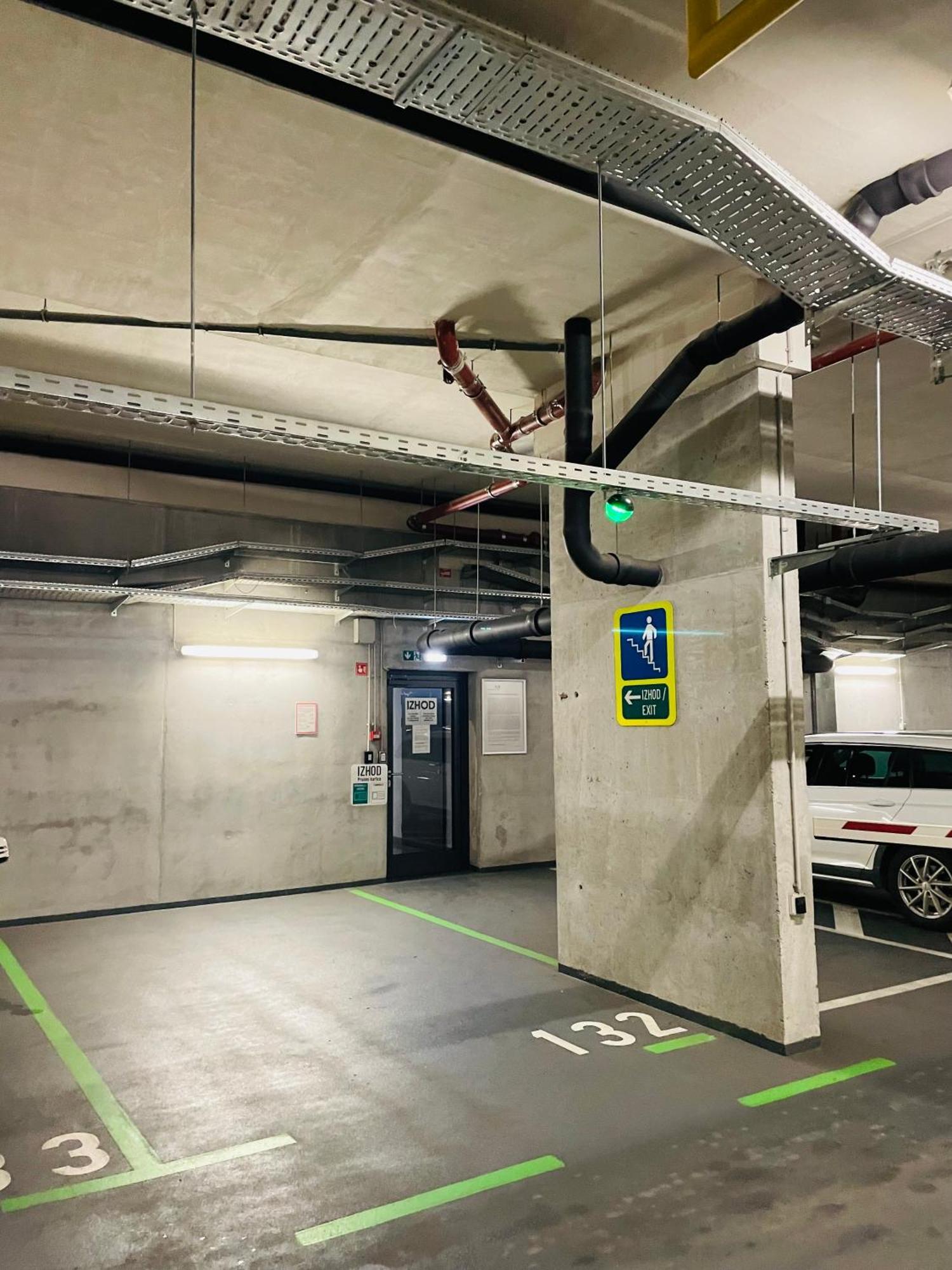 Finna New Apartment In Center Of Ljubljana Free Parking Exterior foto